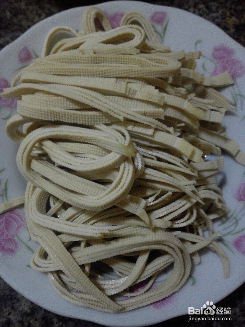 红椒炒千张的做法