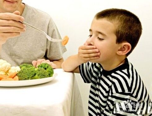 父母怎样对待吃饭狼吞虎咽或磨磨蹭蹭的孩子？