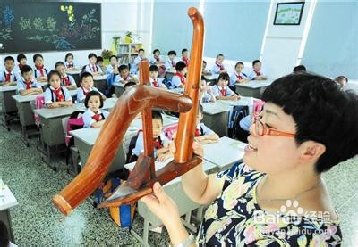 如何给小学生上课