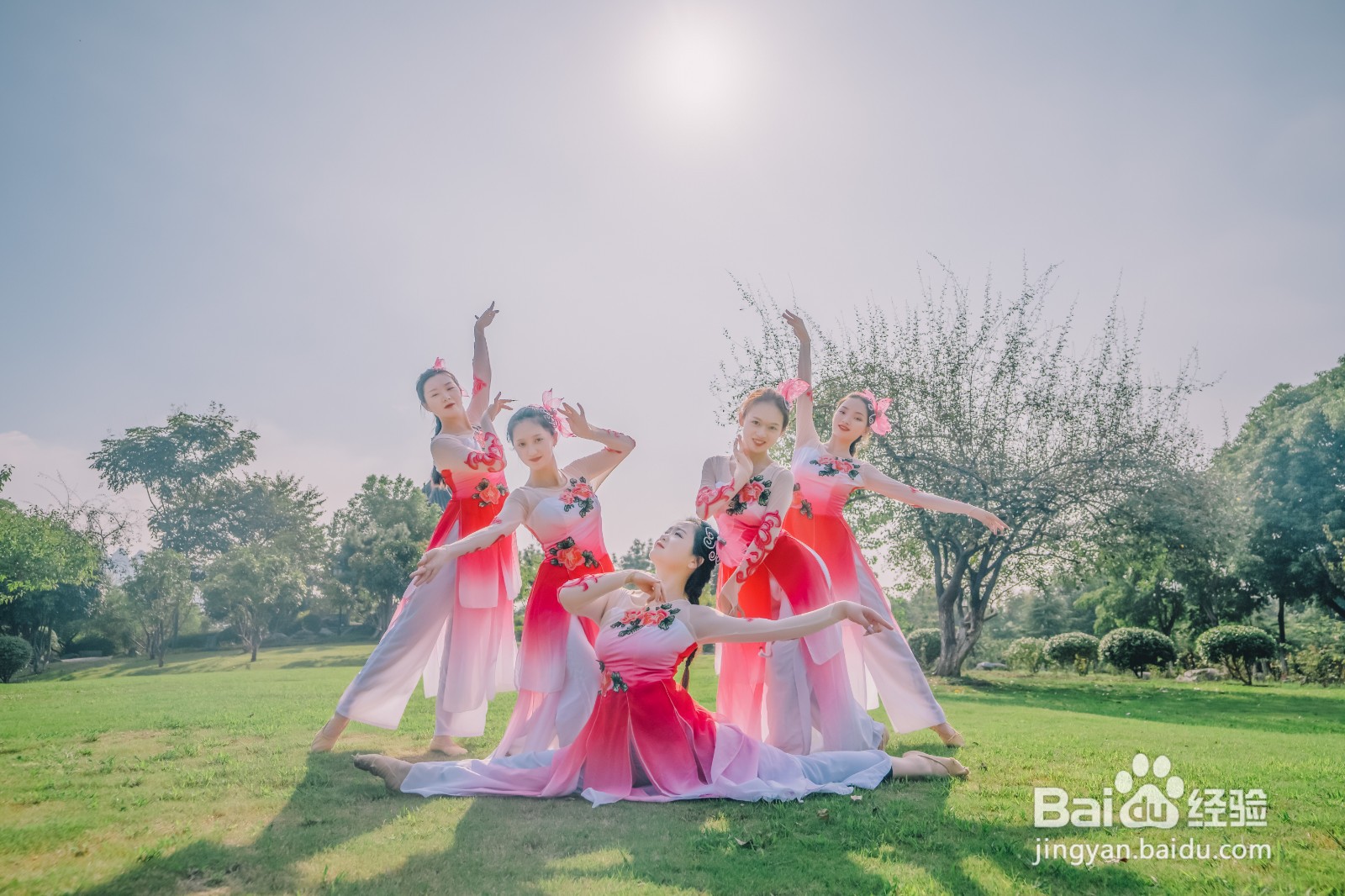 舞蹈形体的柔韧性练习需要注意哪些问题?