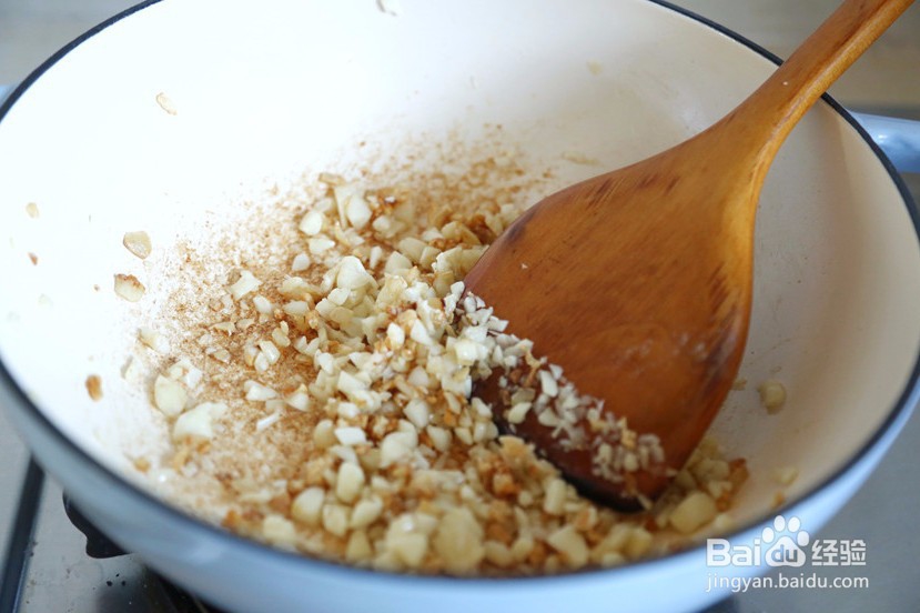 蒜蓉粉丝扇贝煲怎么做