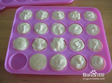 极具创意的可爱小蛋糕:棒棒糖蛋糕