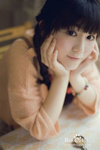 美容达人教你如何较好祛眼袋