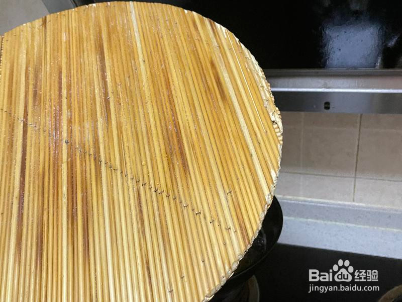 啤酒伴侣卤鸡爪的做法