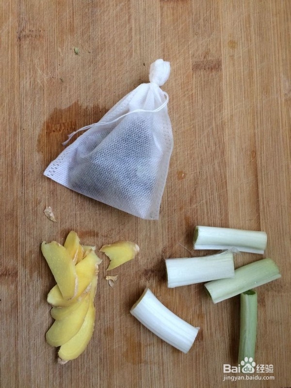 家常卤牛肉的烹饪方式,简单又好吃