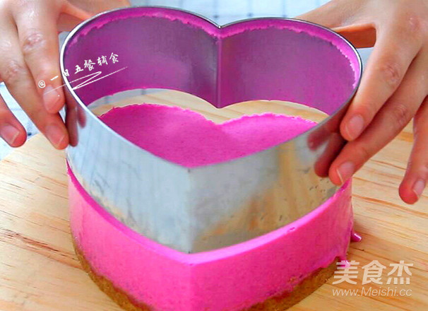 火龙果慕斯的做法