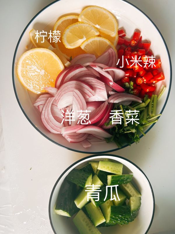 美味柠檬酸辣鸡爪