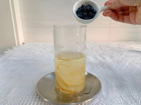 蓝莓冰糖雪梨杯