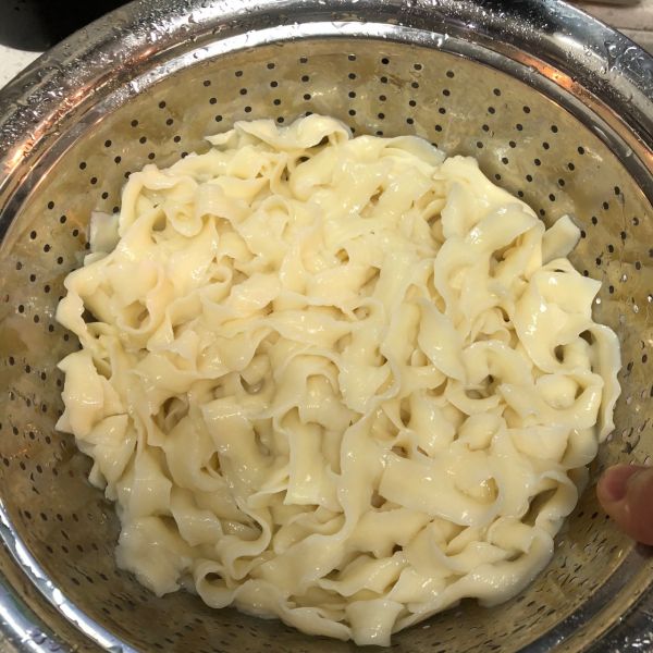 青椒鸡蛋打卤面