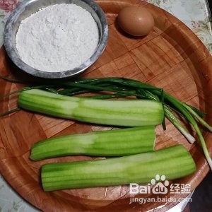 教你怎么做丝瓜鸡蛋香葱饼