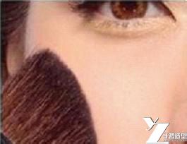 轻松六步搞定优雅名媛妆