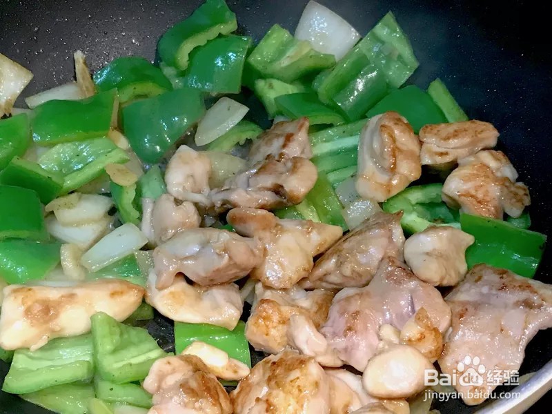 怎样做出家常菜系列之青椒炒鸡丁