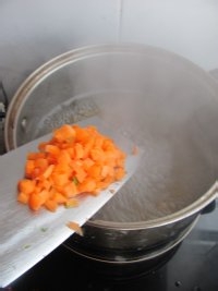 如何煮杂疏瘦肉粥