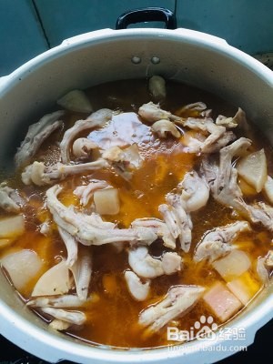 酸萝卜鸭脚板汤怎么做