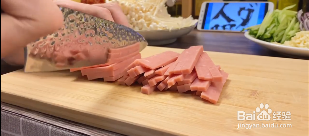 家庭版凉拌金针菇的做法