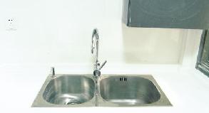 怎样正确安装水槽和热水器