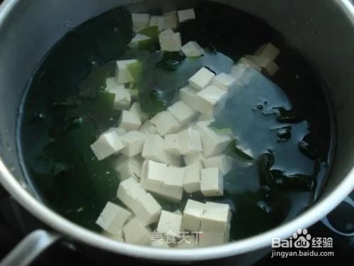 裙带水豆腐鲜汤