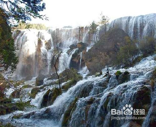 重庆九寨沟双飞自由行三日游指南