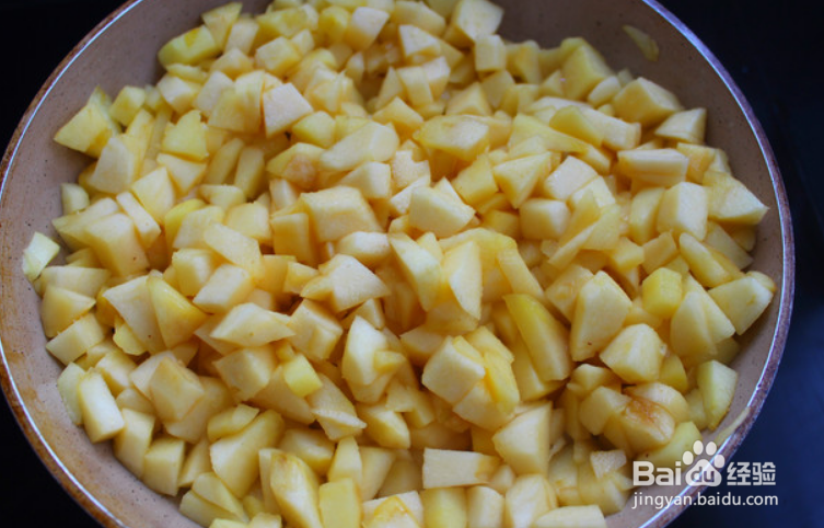 如何做出香甜诱人的苹果派呢？