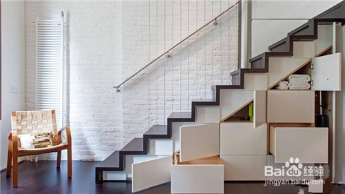 她把房屋里的死角全利用上，竟然多出了一间房！