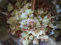 怎样制作猪肉馅包子