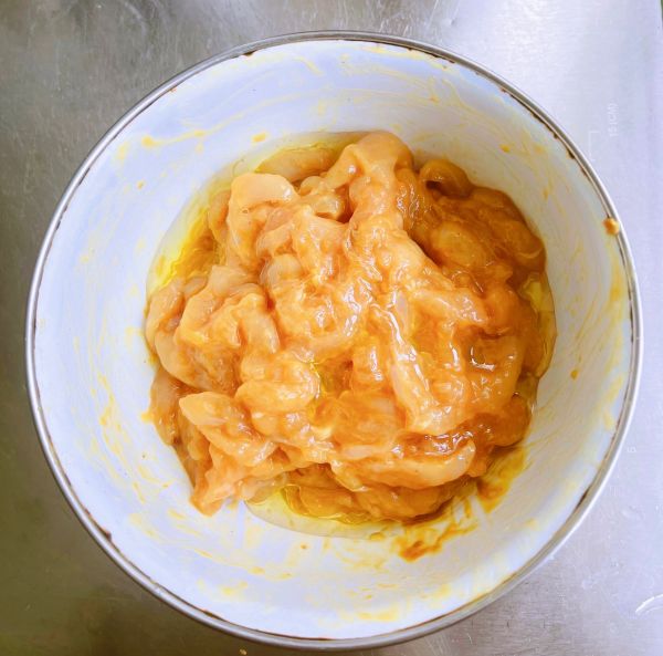 酱香鸡肉丝青椒