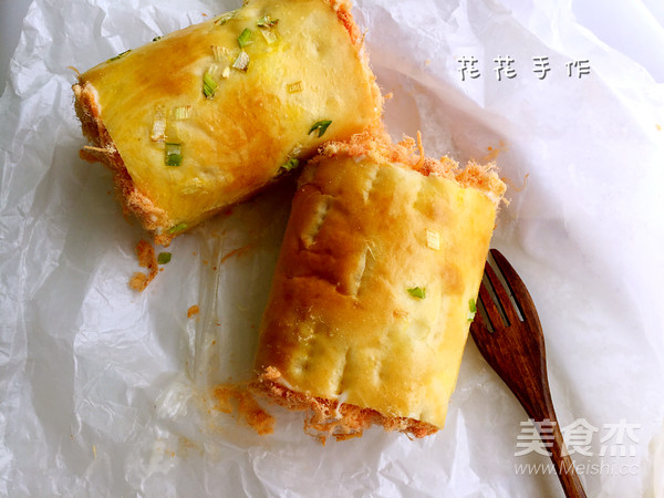 葱香肉松面包卷