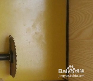 如何用手电钻制作台锯