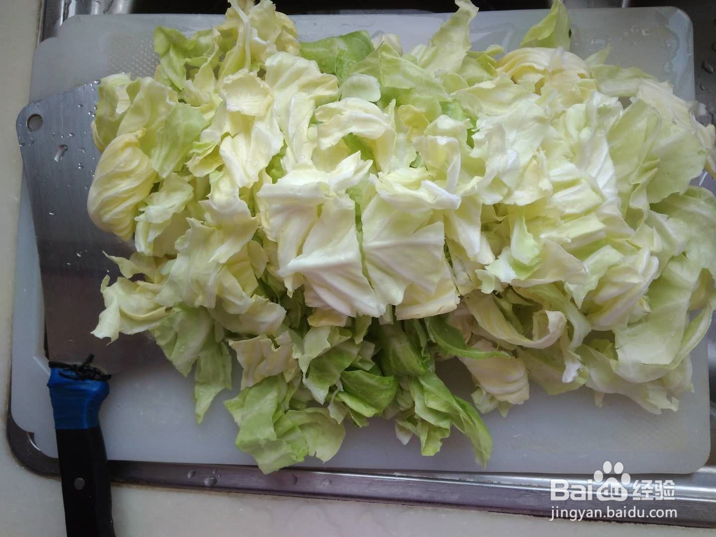 减肥餐清炒牛心菜怎么做？