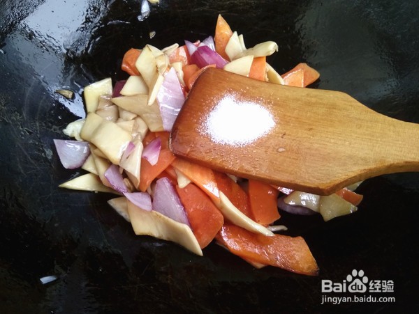 胡萝卜炒杏鲍菇