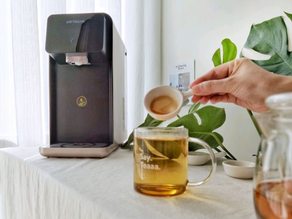 罗汉果雪梨蜂蜜茶