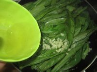 怎么做蒜蓉油麦菜