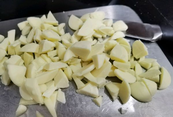 爱心白巧克力夹心慕斯蛋糕