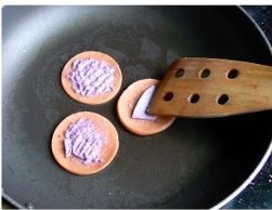 鸡蛋面饼三明治