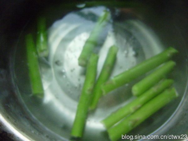 芝士培根芦笋卷