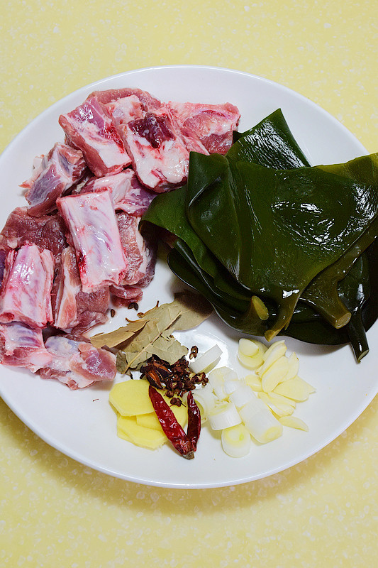 海带炖排骨怎么做好吃,看这个就能学会