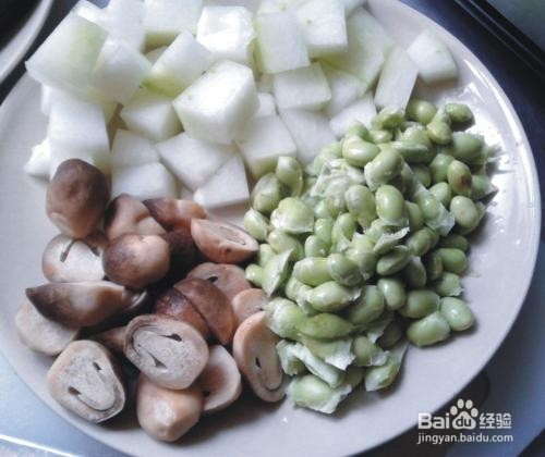 草菇毛豆炒冬瓜制作步骤