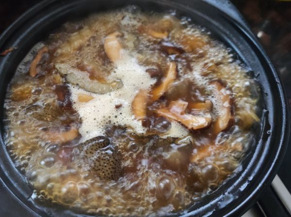 不需要熬制高汤