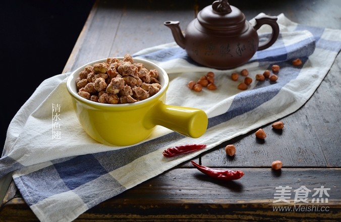 怪味花生的做法