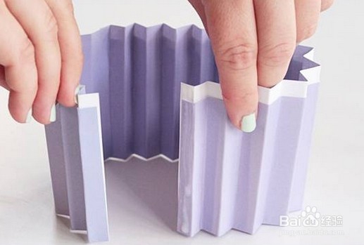 怎么用彩纸做漂亮的装饰插花