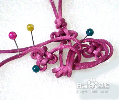 怎样编变化酢浆草结毛衣链