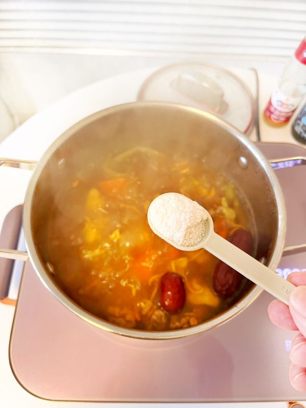 虫草鸡腿玉米汤