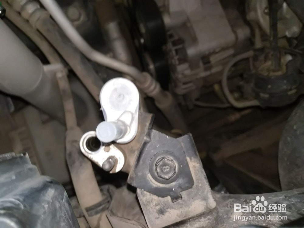 如何处理全新胜达空调不制冷