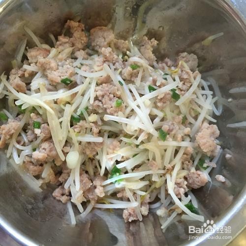 绿豆芽煎蛋怎么做