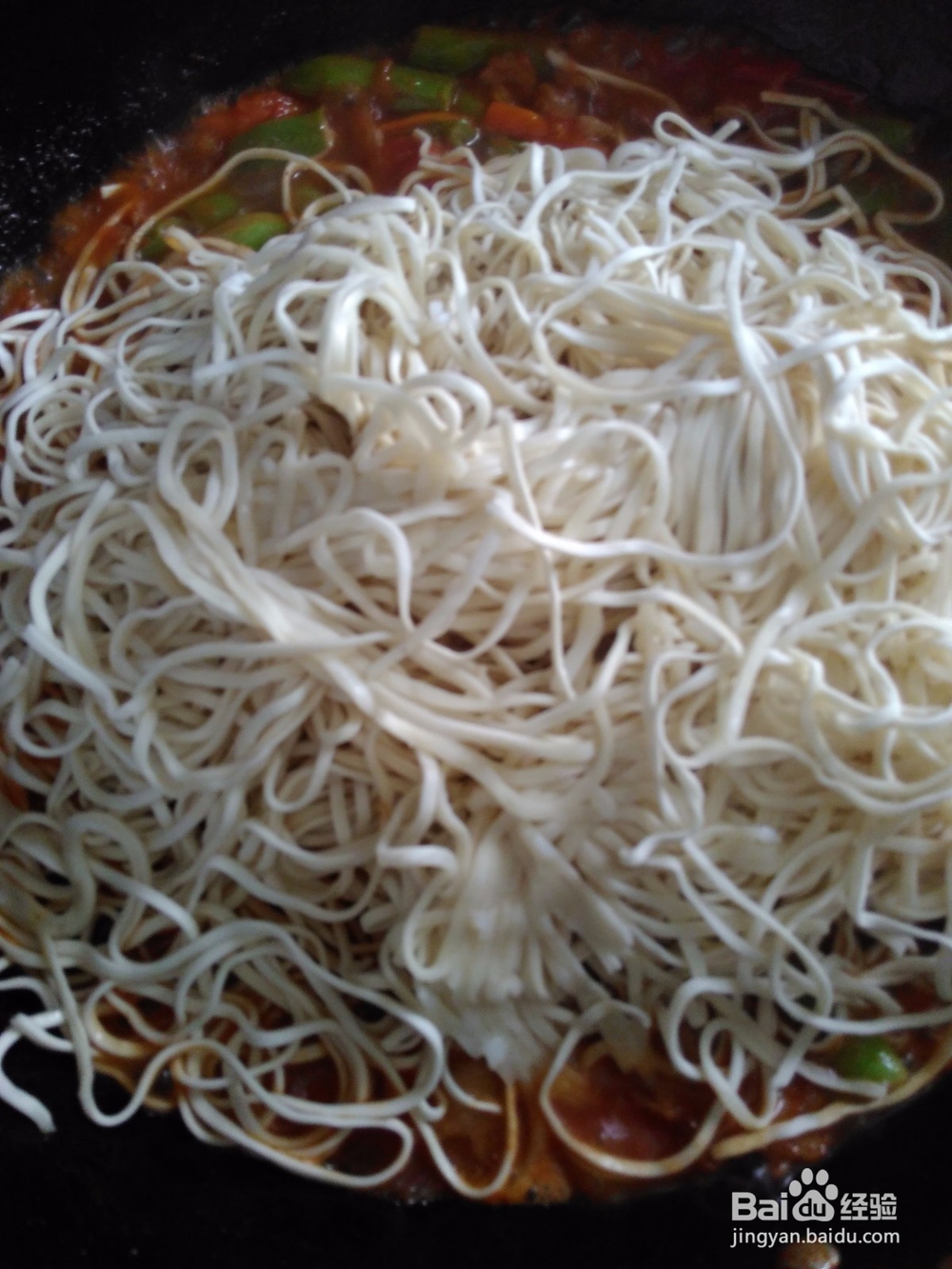 豆角焖面条的做法