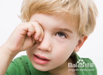孩子眼睛异物的注意事项