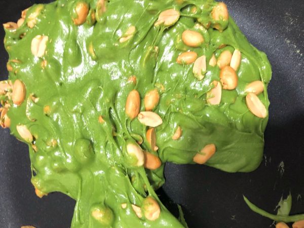 抹茶花生牛轧糖