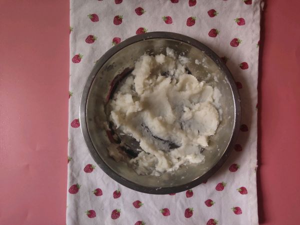 山药玫瑰水晶汤圆