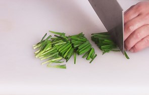 美味的猪血煲豆腐汤
