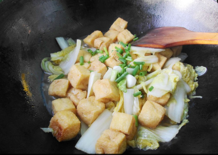 烹饪大白菜时如何去苦味